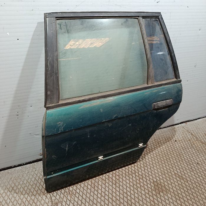 Porta trás esquerda BMW 3 Touring (E30)