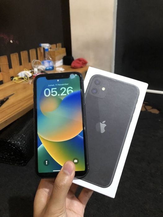 iphone 11 64gb.