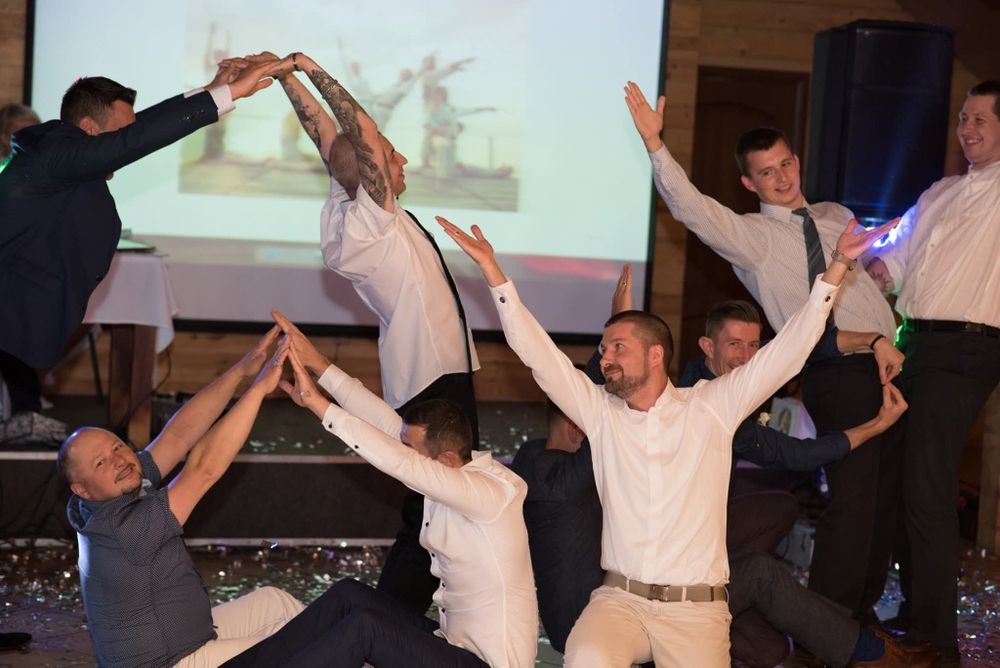 ВЕДУЧА+МУЗИКА!   проектор!