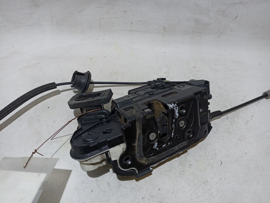 Fechadura / fecho porta frente esquerdo SEAT Leon (5F1)