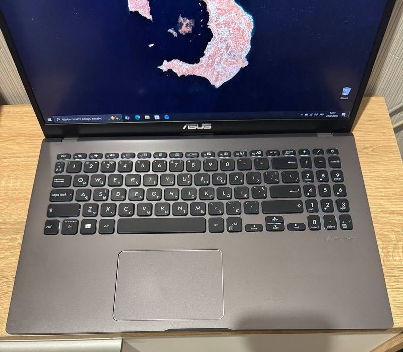 Ноутбук Asus IPS, Ryzen 3, швидкий та потужний