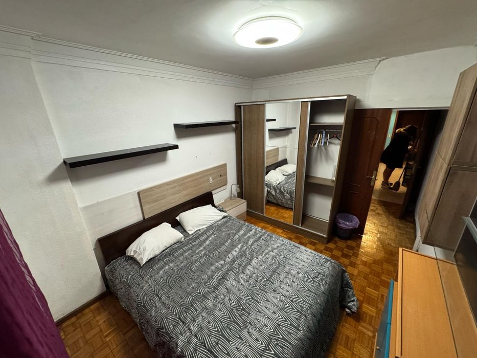 Alugo quarto com suit  na Maia priximo do metro, Forúm Maia