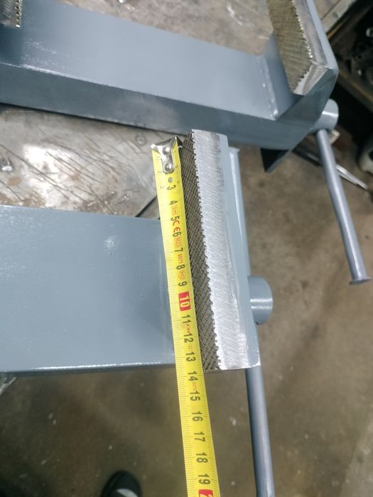 Duże imadło stalowe