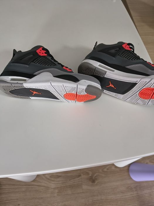 Buty Jordan 4 retro