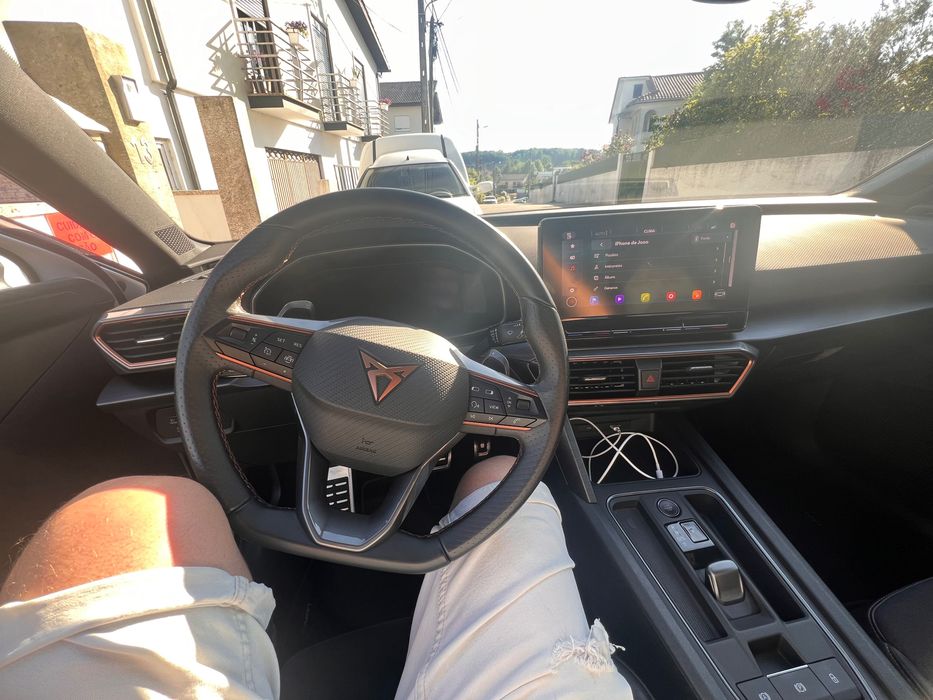 Cupra leon hibrido — photo 2