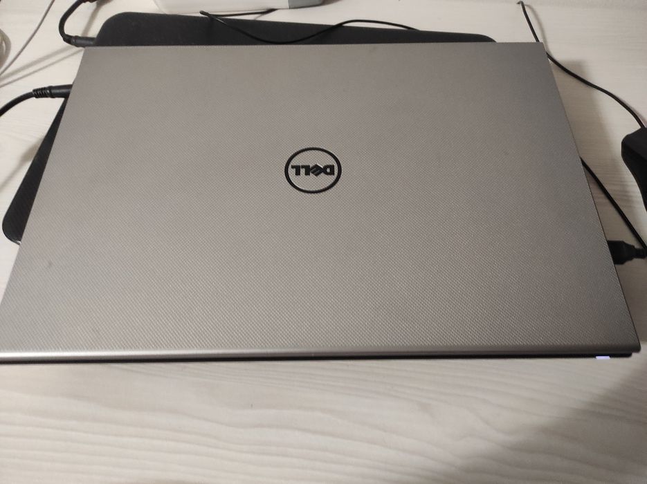 Ноутбук Dell Inspiron 15 series 33308/sdpi/2014 3878
