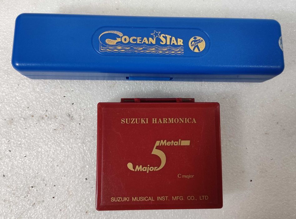 2 Harmónicas - Suzuki e Hohner