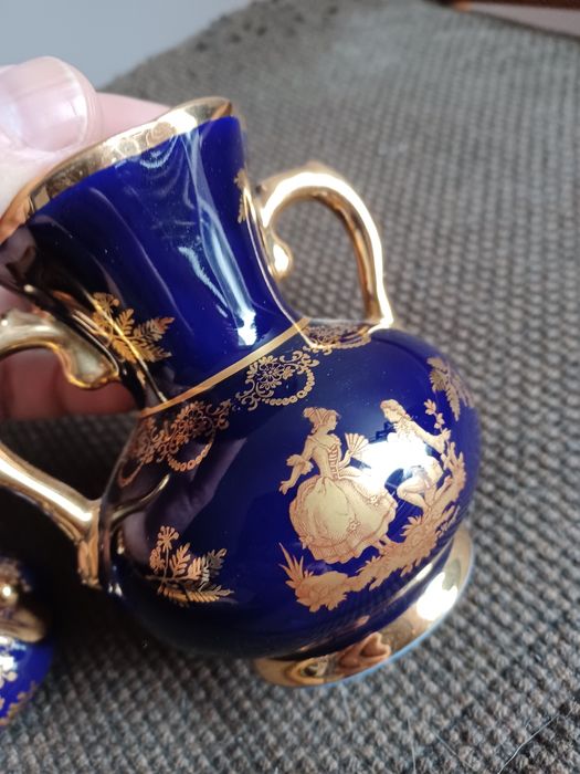 Conjunto 2 jarros Limoges porcelana francesa e ouro