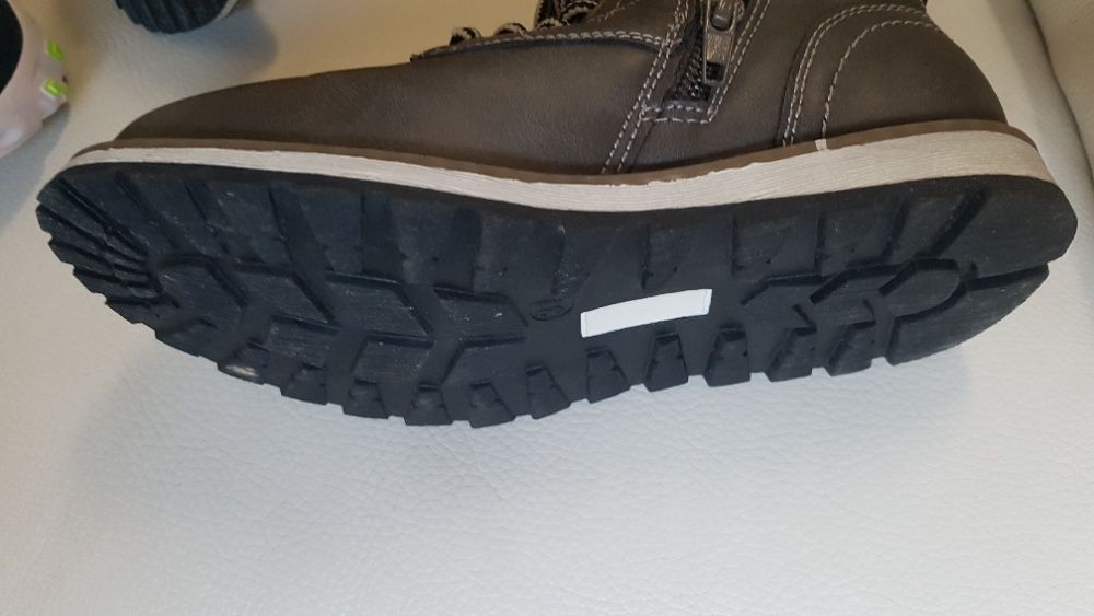 BOTAS Alpinas com fecho e forro interior - Criança Rapaz - Tamanho 31