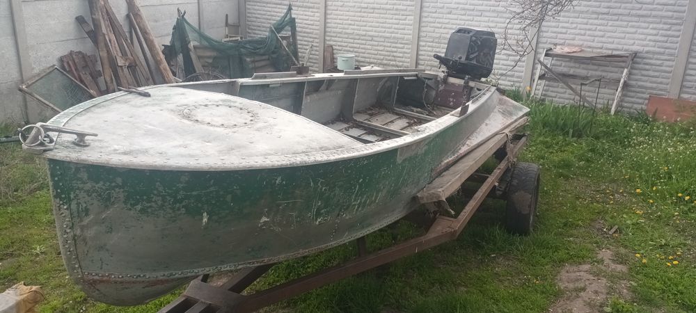 Продам лодку с мотором Mercury 55 2-т