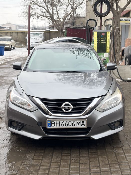Продам nissan altima 2017 SL