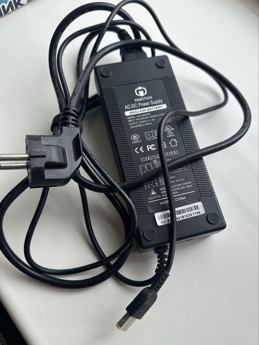 Моноколесо Inmotion V5F (МАЛИЙ ПРОБІГ + НОВИЙ АКУМ)