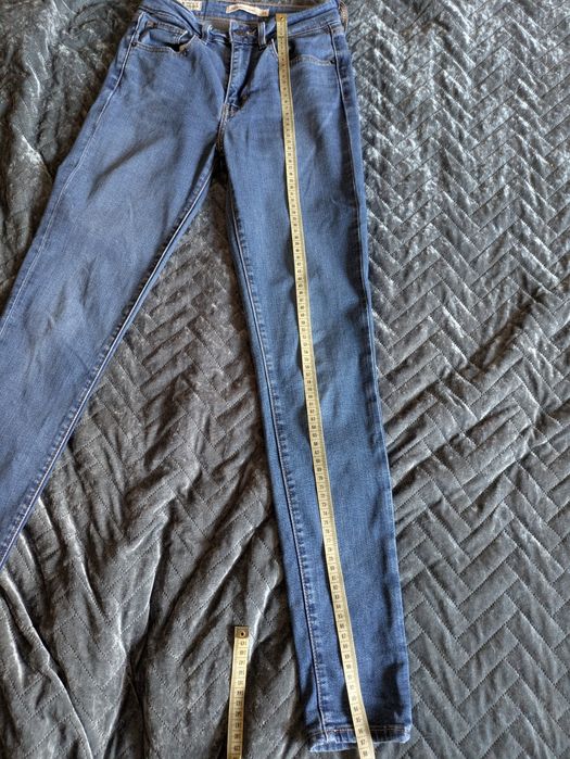 Spodnie jeansy Levi's 721 High Rise Skinny rozmiar 24x30 W24 L30
