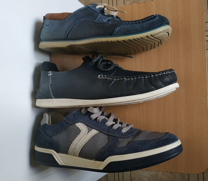 Кроссовки  43 размер