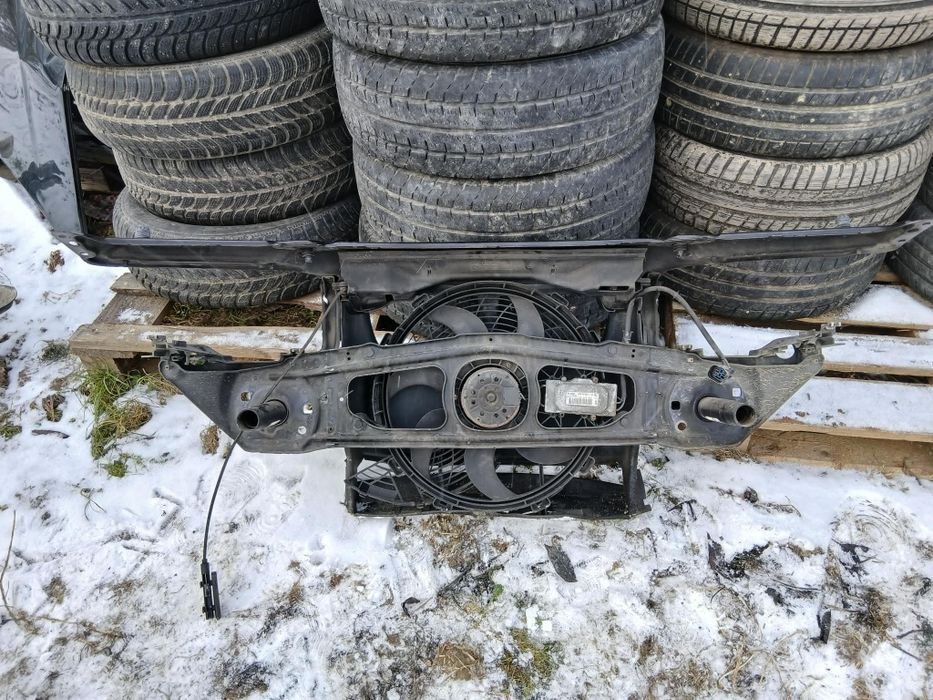 Pas przedni okular e46 FL 2.0D 150KM automat