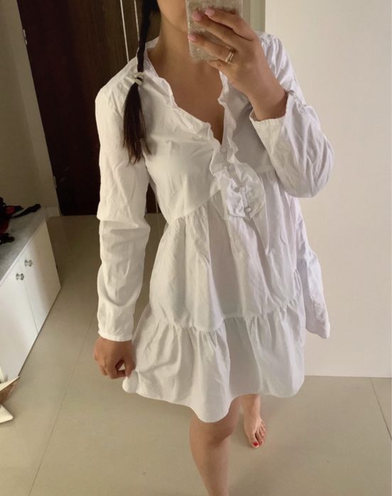 Zara biala sukienka oversize ciążowa falbany