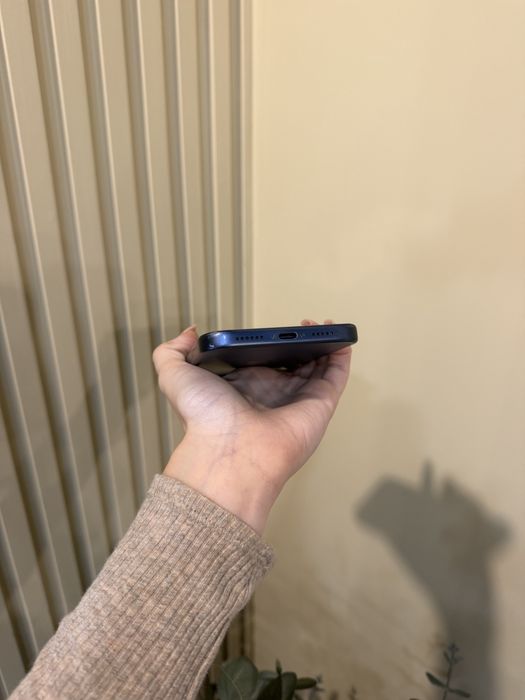 Used IPHONE 17 Pro Max 512 Deep Blue Neverlock Дорошенка,28 IGrand