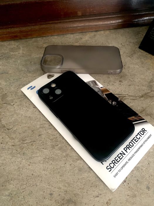 iPhone 13 Mini + extras. 83% Capacidade de Bateria