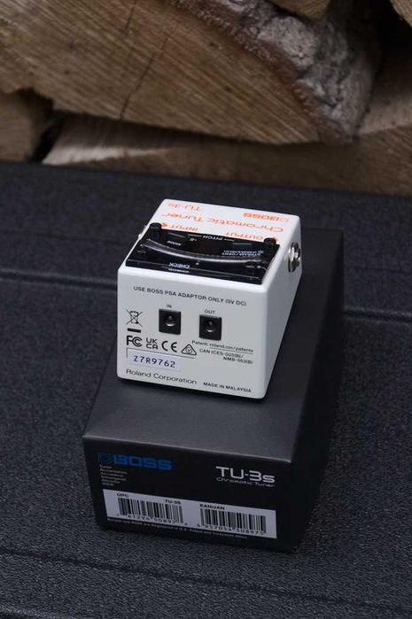 Boss TU-3s chromatic tuner