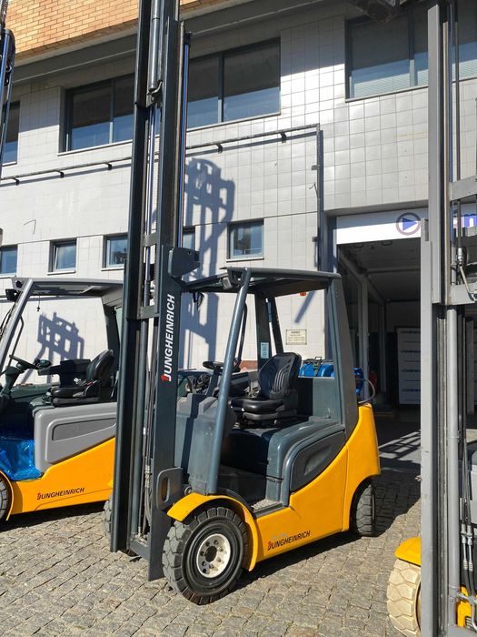 Empilhador Gás Jungheinrich TFG 316 S