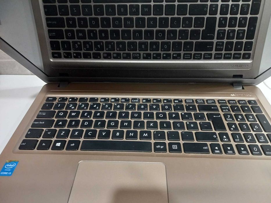 Portátil ASUS X540L - para peças