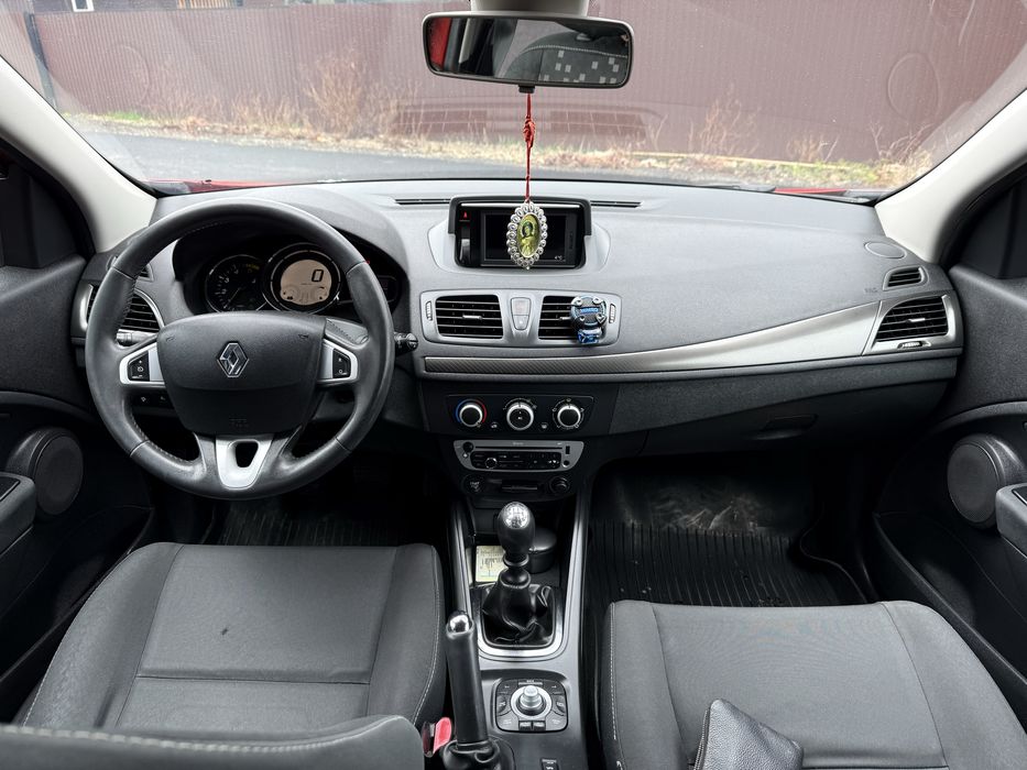 Renault Megane 2012 Рено Меган