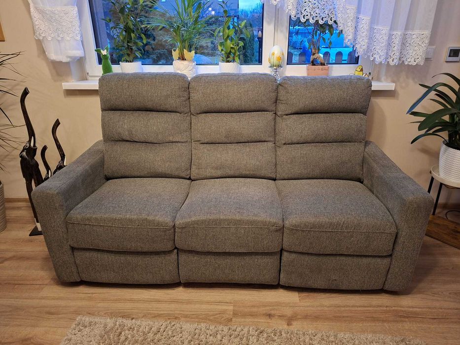 Sofa z funkcją relaksu z transportem