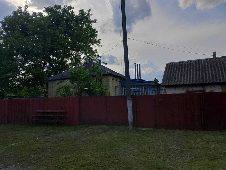 Будинок в місті Носівка.