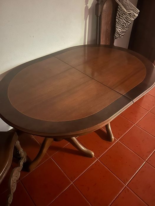 Vendo mesa de madeira