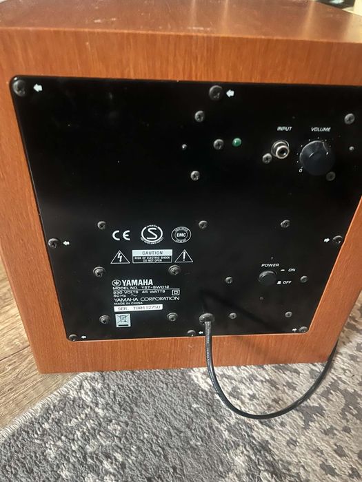 Subwoofer Yamaha YST-SW012 do kina domowego