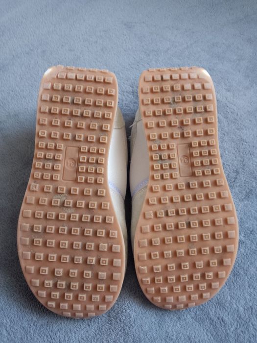 Buty sportowe dziewczęce 34