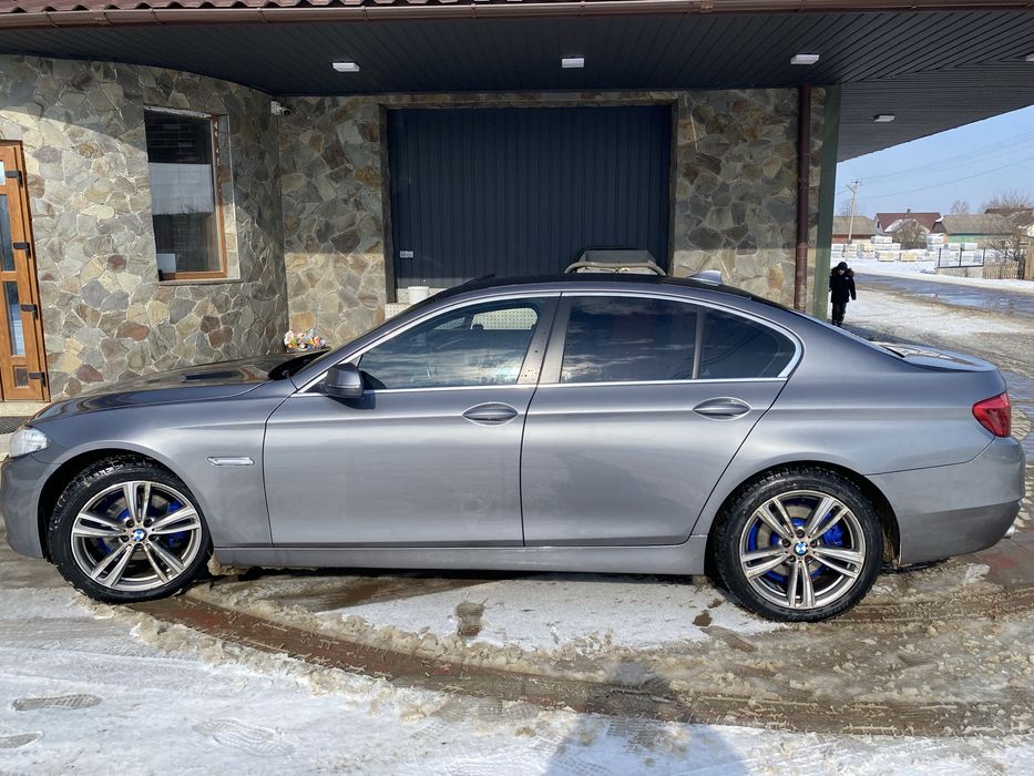 Продам бмв ф10 2013