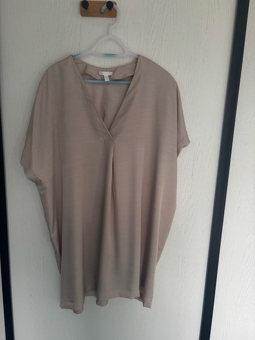 Kremowo-bezowa sukienka oversaiz w bdb stanie letnia h&m uniwersalna