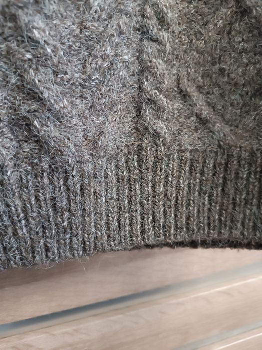 Мохерова шерстяна жилетка