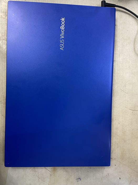 HP Laptop 15s, Asus VivoBook