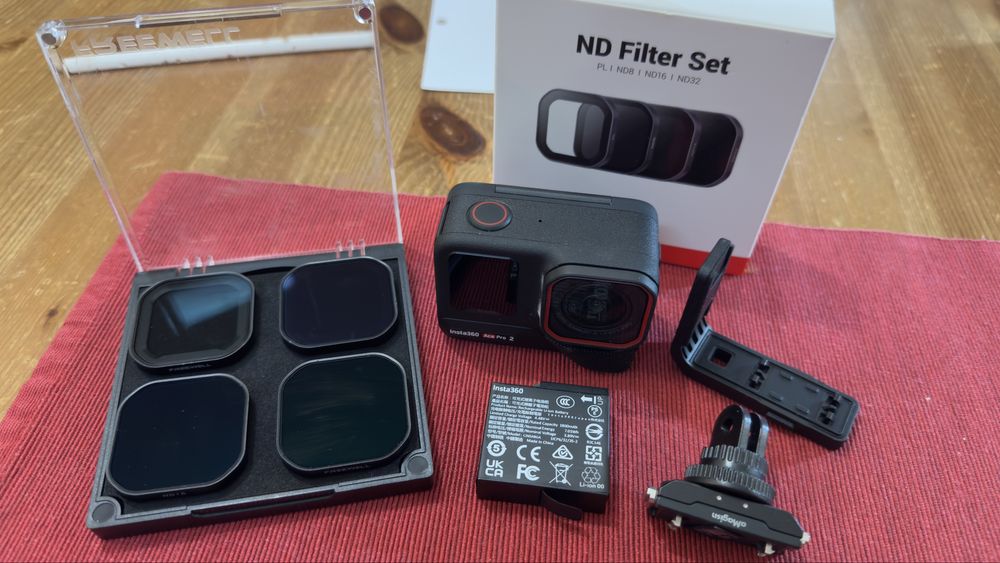 Insta360 Ace pro 2 + Acessorios