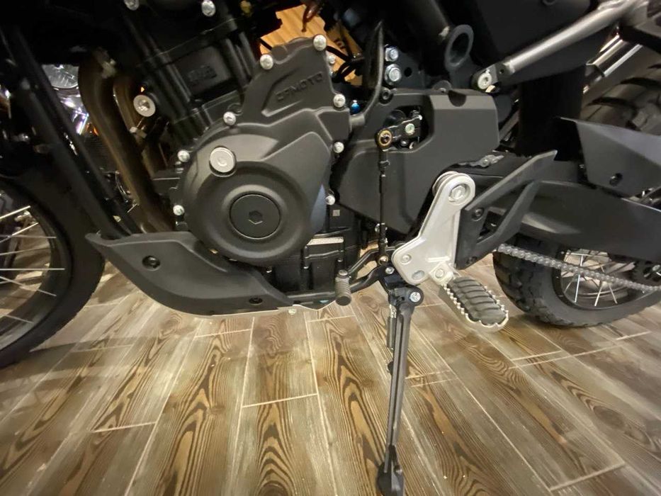 Мотоцикл CFMOTO 450MT