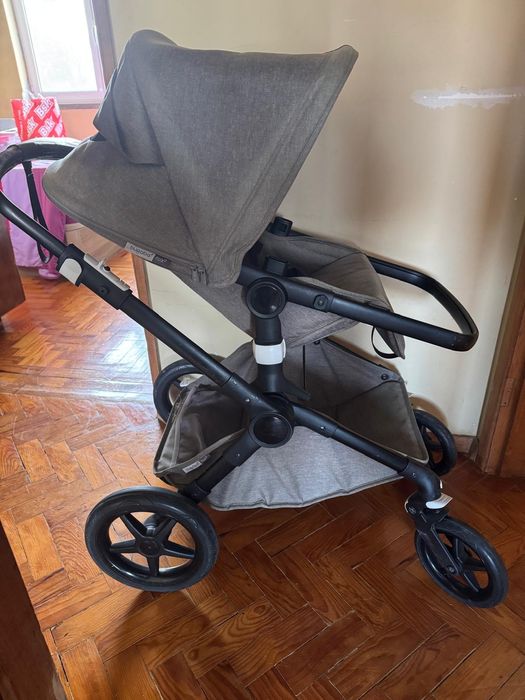 Carrinho de bebe usado bem estimado