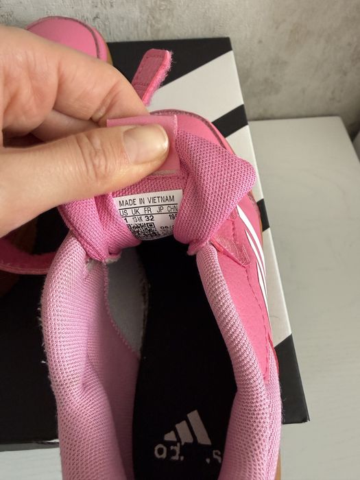 Кросівки Adidas 32 розмір