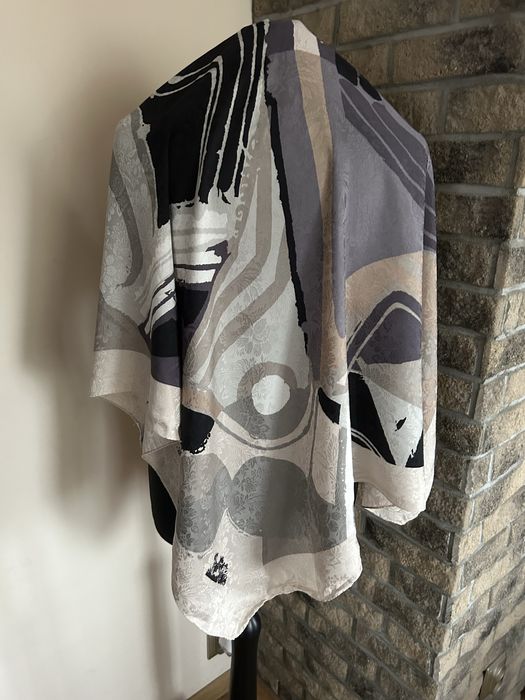 Szaro- beżowa chusta apaszka gawroszka jedwabna 100% jedwab