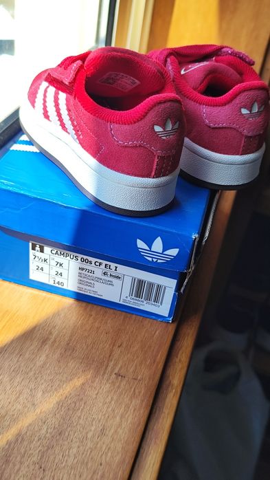 Sapatilhas adidas n24
