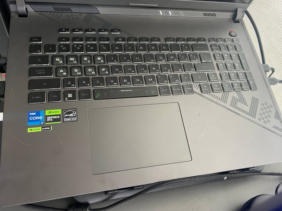 Laptop ASUS ROG Strix G18 (G814JV)