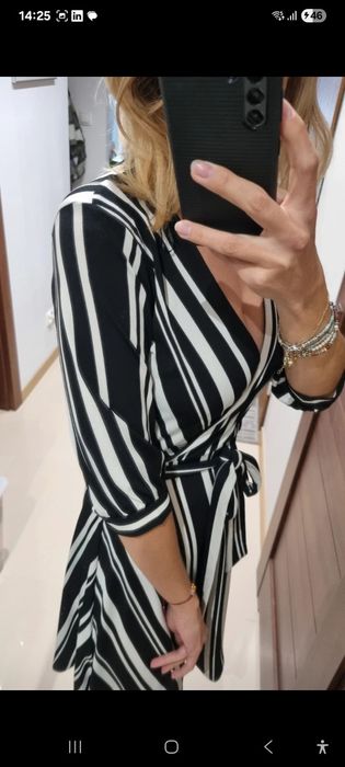 Sukienka mini W paski H&M rozmiar XS