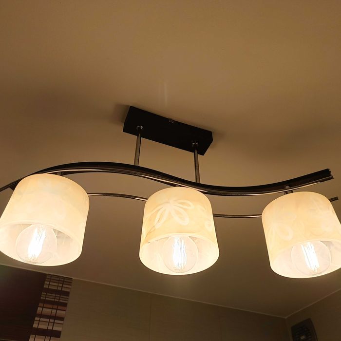 sprzedam lampę/żyrandol sufit