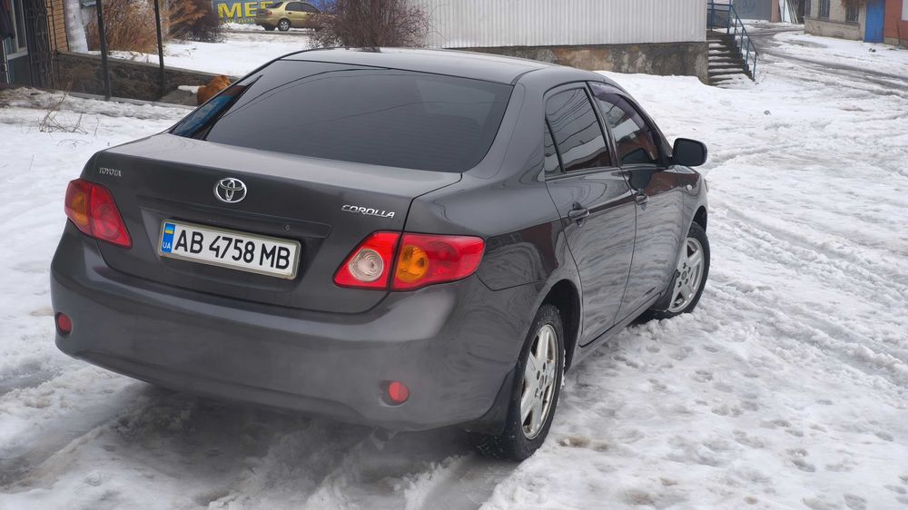 Продам королу 1.6 газ. бензин