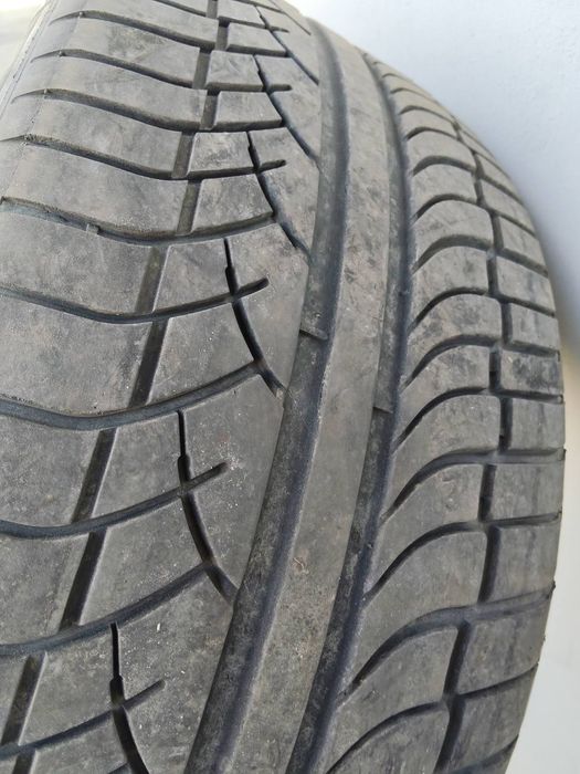 Шини, BMW X5, X6
Шини, диски бмв х 5, х6 різноширокі R15 255/50,