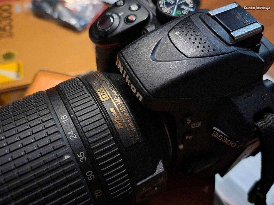 Nikon D5300 + AF-S DX NIKKOR 18-140 VR Kit
