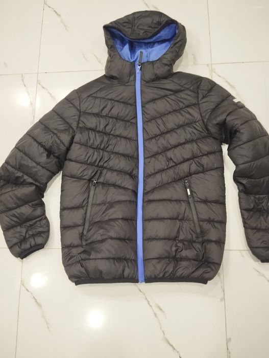 Лёгкая новая куртка пуховик на весну,теплую зиму.