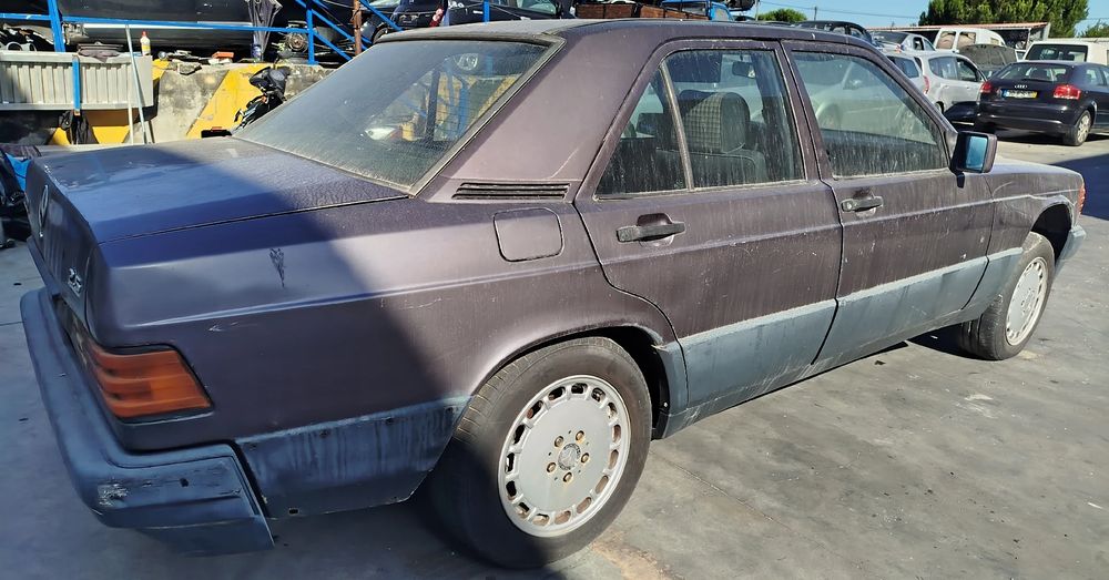 Para peças MERCEDES-BENZ 190 (W201)