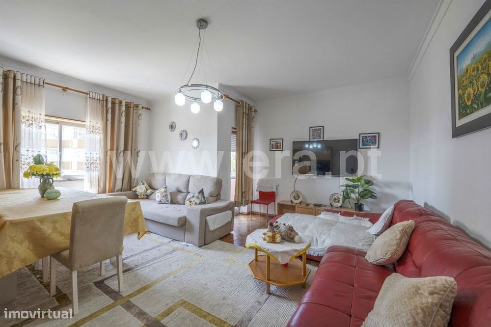 Apartamento T3; Paivas — Amora, Setúbal